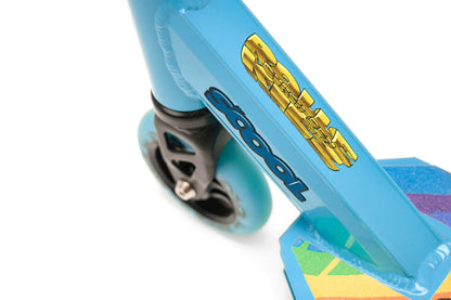 DIKKA Stuntscooter - Rolle durch den Kiez